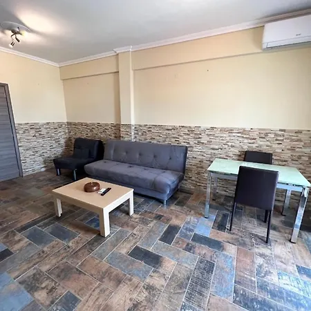 Jacuzzi Suites Thessaloniki Exterior photo
