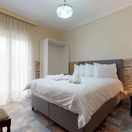 Jacuzzi Suites Thessaloniki Exterior photo